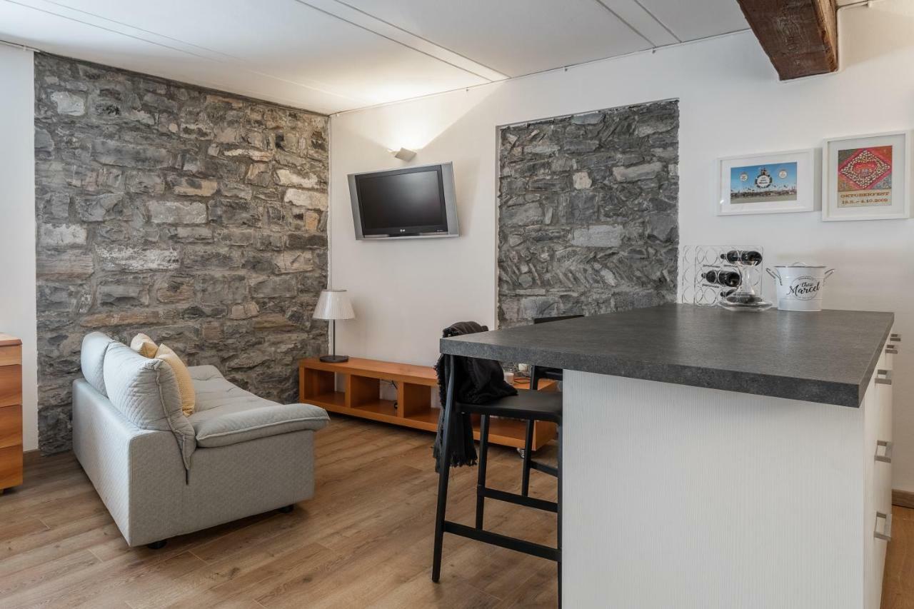A Casa Nuccia Studio By Holiday Solutions Como Luaran gambar