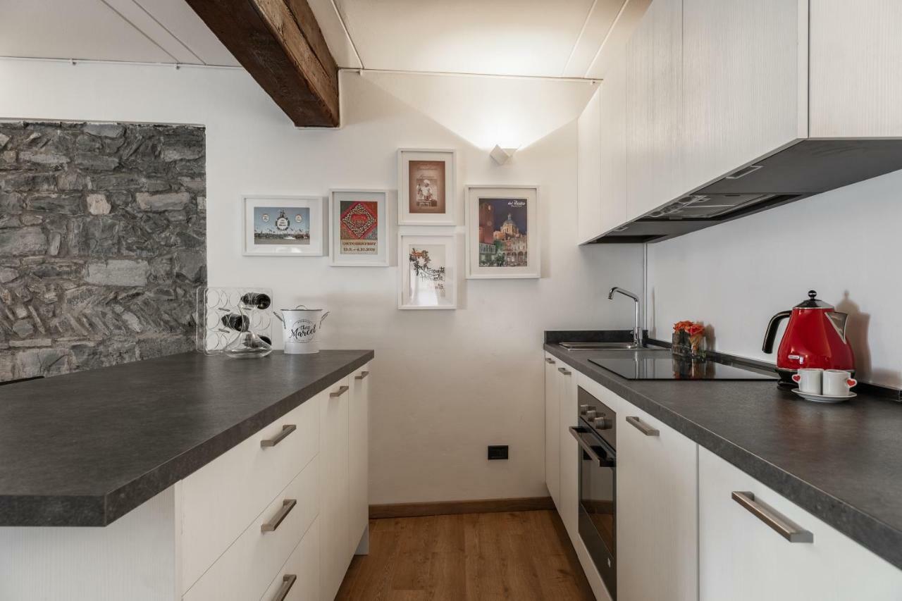 A Casa Nuccia Studio By Holiday Solutions Como Luaran gambar
