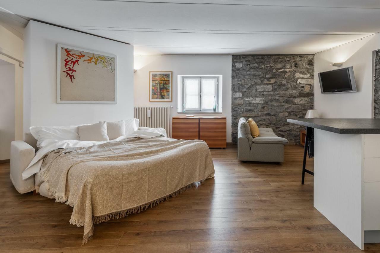 A Casa Nuccia Studio By Holiday Solutions Como Luaran gambar
